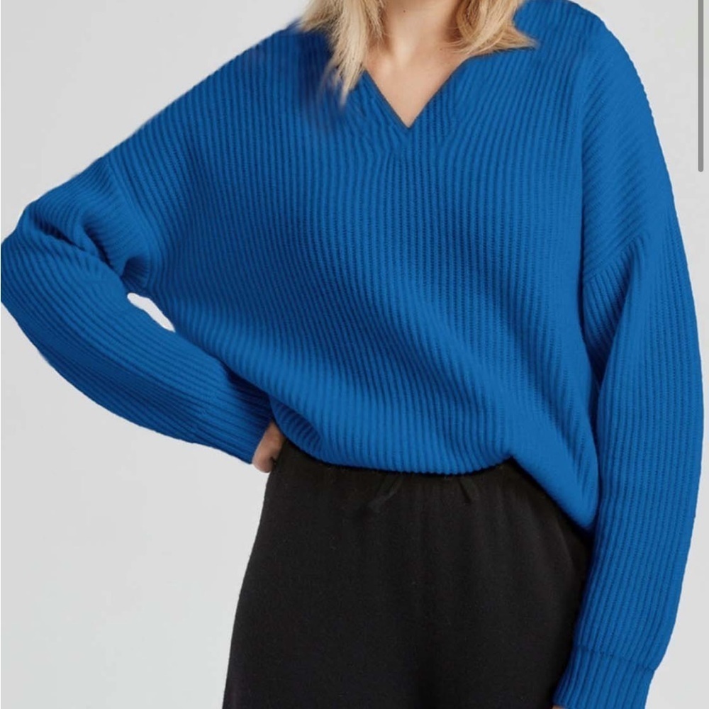 Gentle Herd Size M • Glacier Blue Cashmere Contrast Collar Polo Sweater - Picture 4 of 10